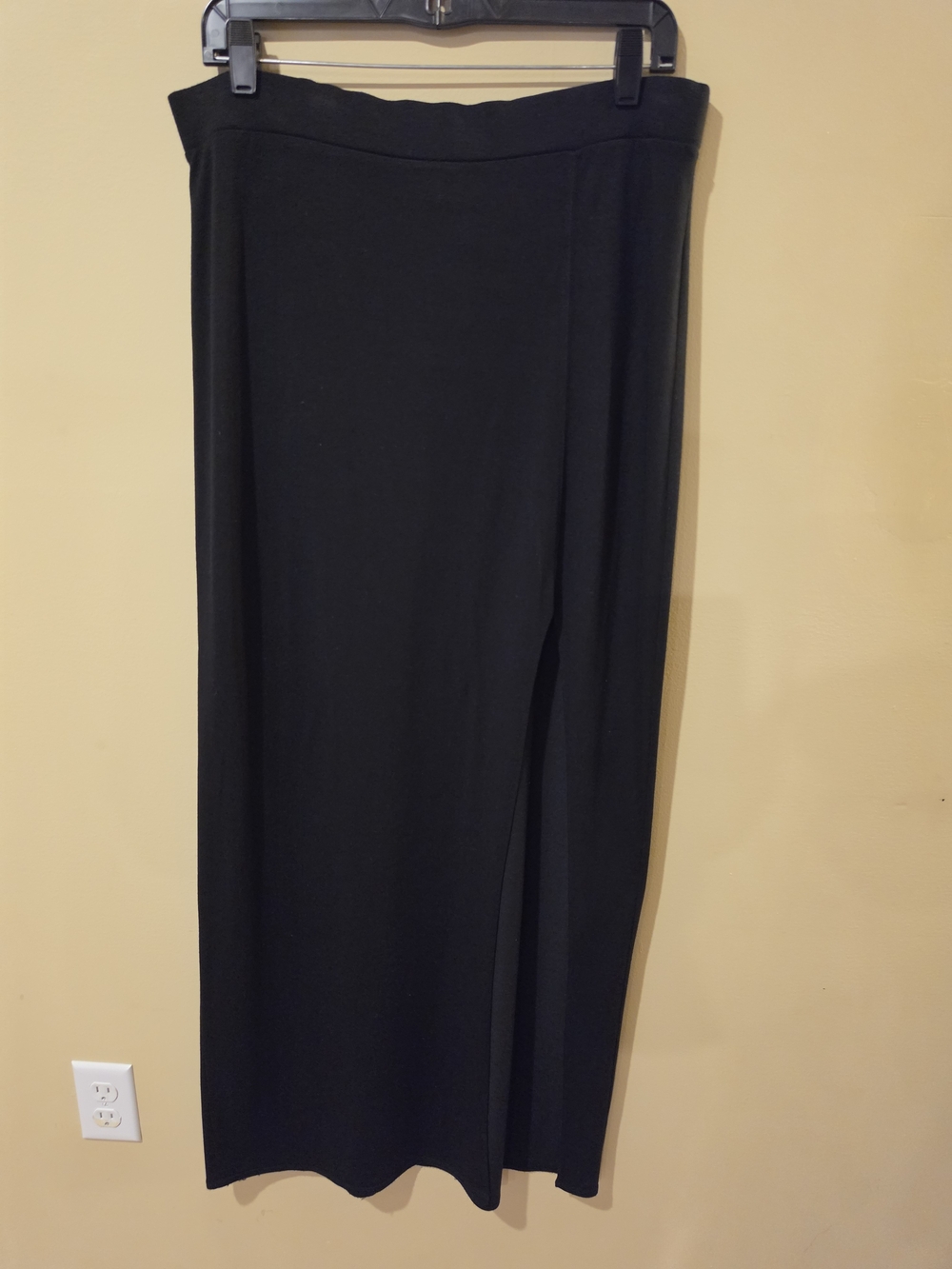 Women's Black Long Side-Slit Skirt